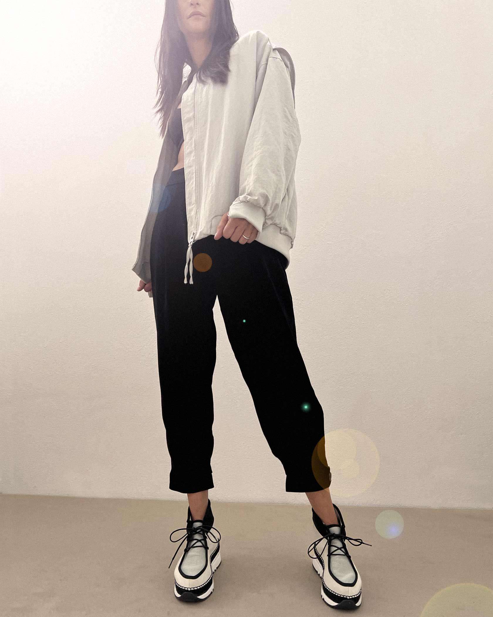 BOTIN CON CORDON BICOLOR GRIS