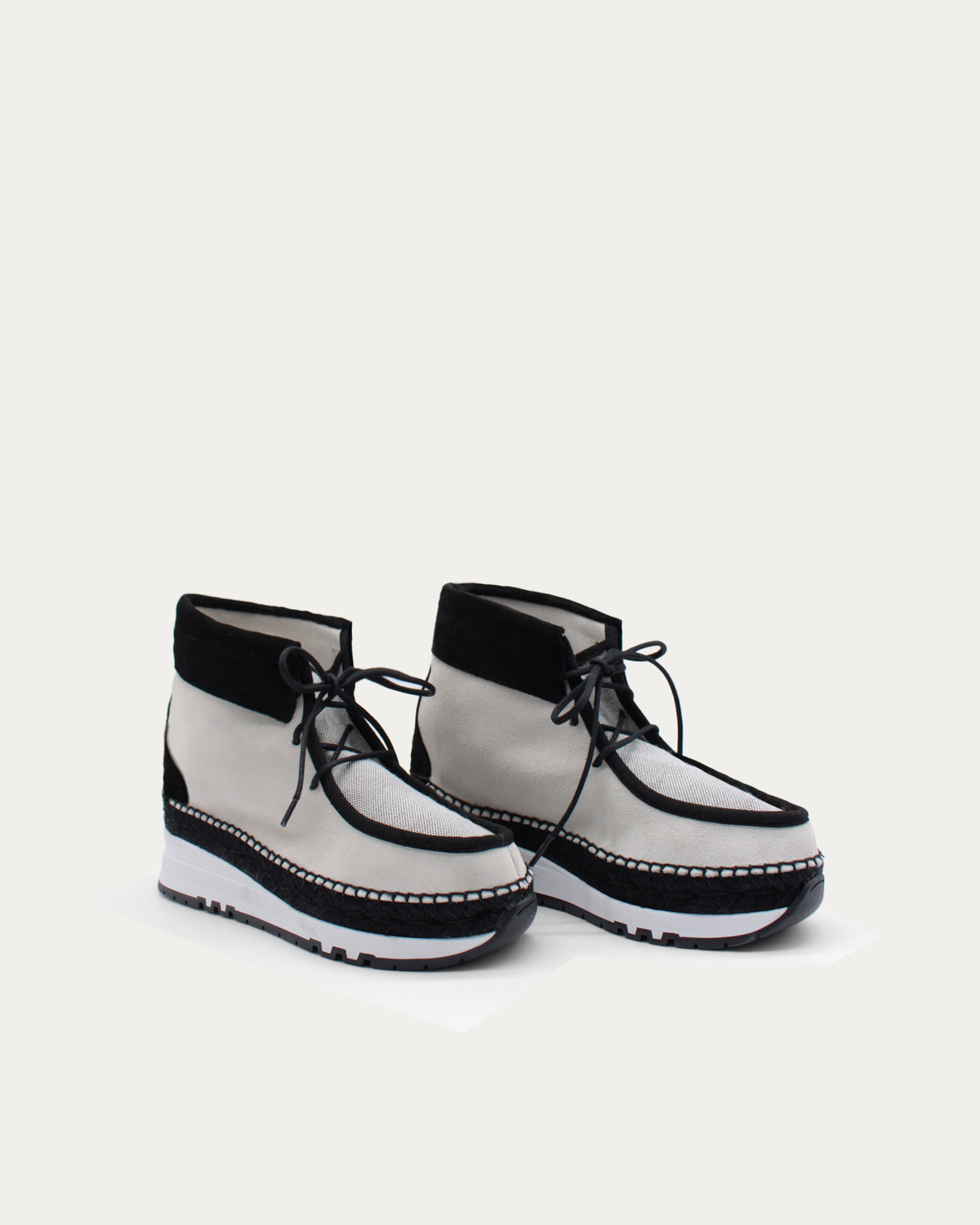 BOTIN CON CORDON BICOLOR GRIS