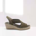 Wedge espadrille in khaki