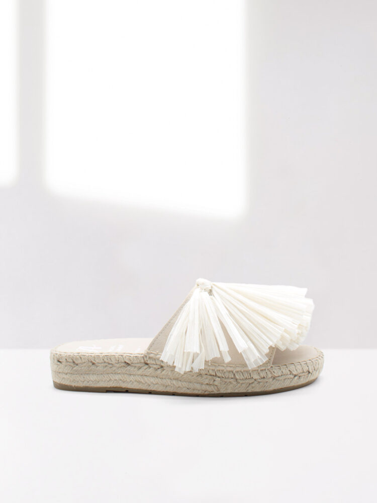 alpargata plana para mujer en color beige